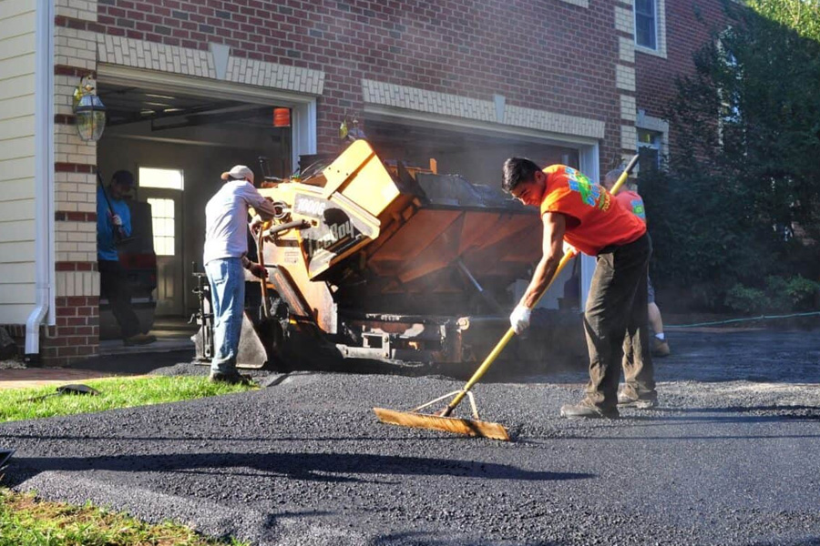 Why H H Paving Is a Smart Choice for Driveway Projects in Northern Virginia