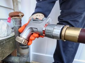How Heating Oil Delivery Services Keep Your Home Warm Without the Hassle