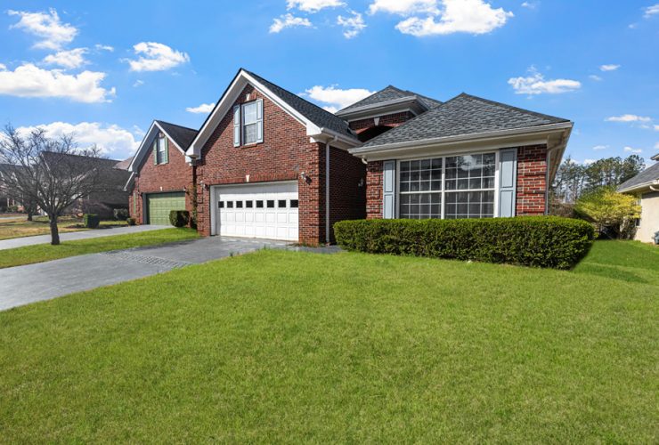 Why Burke Lawn Care Continues to Earn the Trust of Local Homeowners