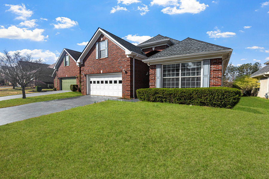 Why Burke Lawn Care Continues to Earn the Trust of Local Homeowners