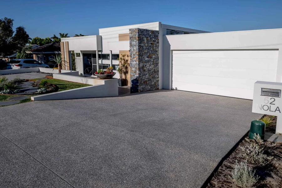 Retaining Walls That Double as Garden Features Ideas and Inspiration