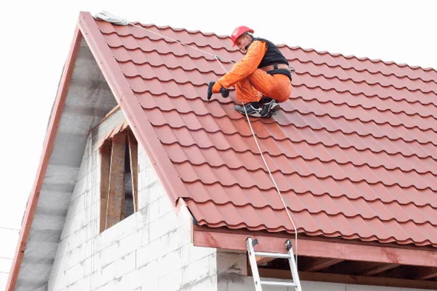 What to Photograph for Your Insurance Claim After Emergency Roof Damage in Melbourne