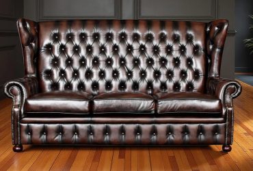 Brown Leather Chesterfield Sofa vs Black Which Ages Better