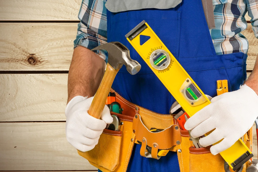 Small Handyman Repairs in Franklin That Can Prevent Larger Expenses