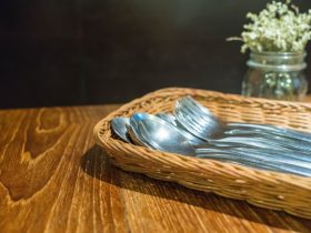 Dos and Don’ts of Selecting a 4 Seater Dining Table for Guaranteed Success